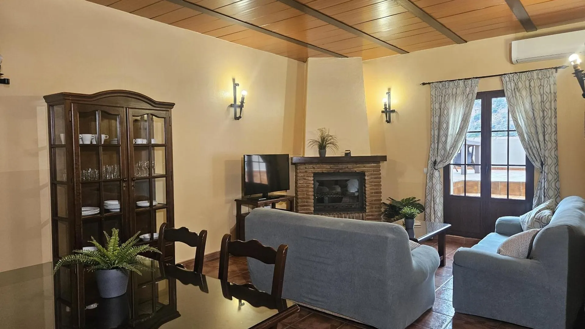 Casitas Cueva Del Gato Villa Benaojan Holiday home
